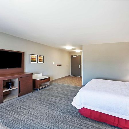 Hampton Inn Gardner Ngoại thất bức ảnh