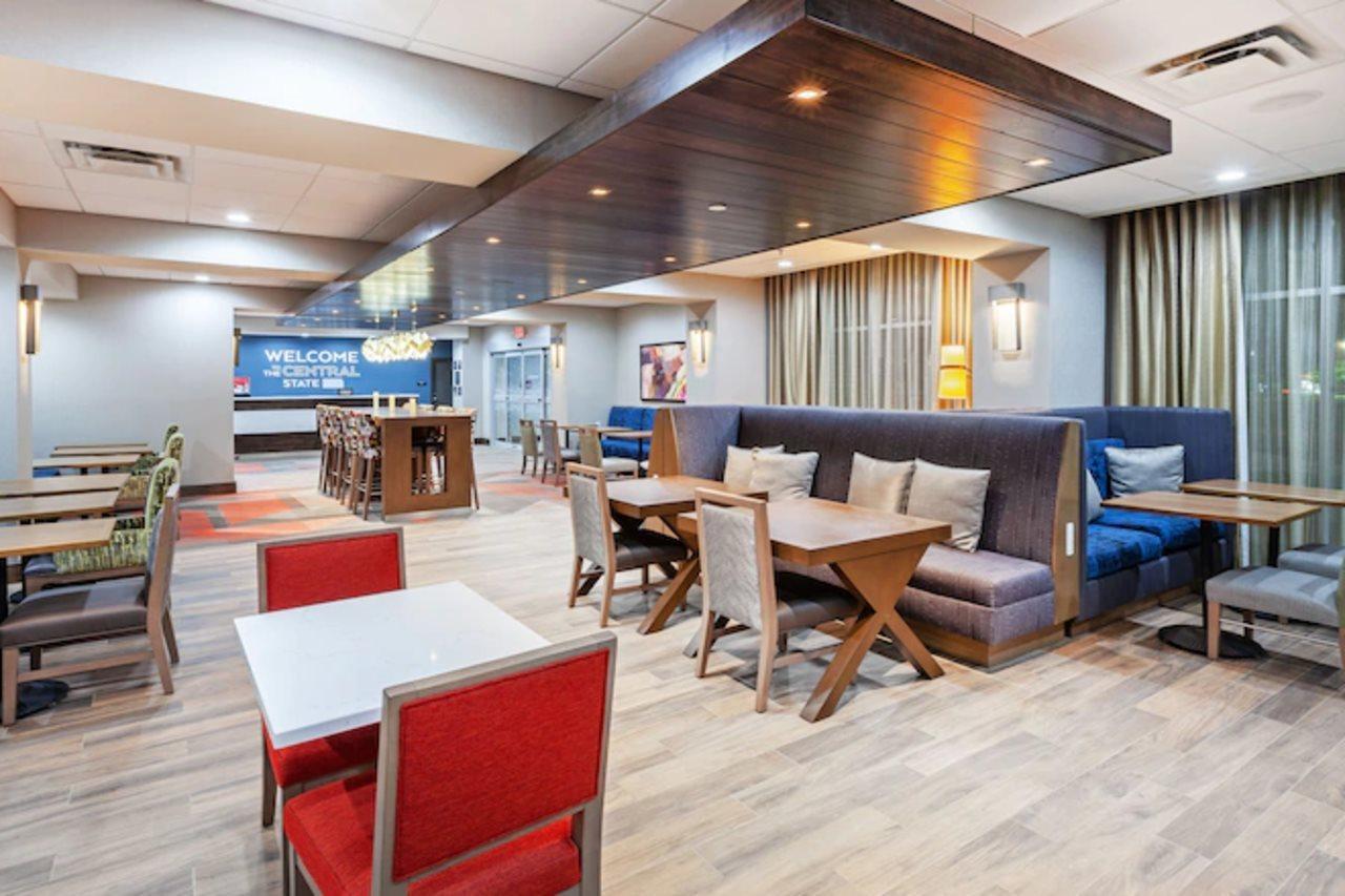 Hampton Inn Gardner Ngoại thất bức ảnh