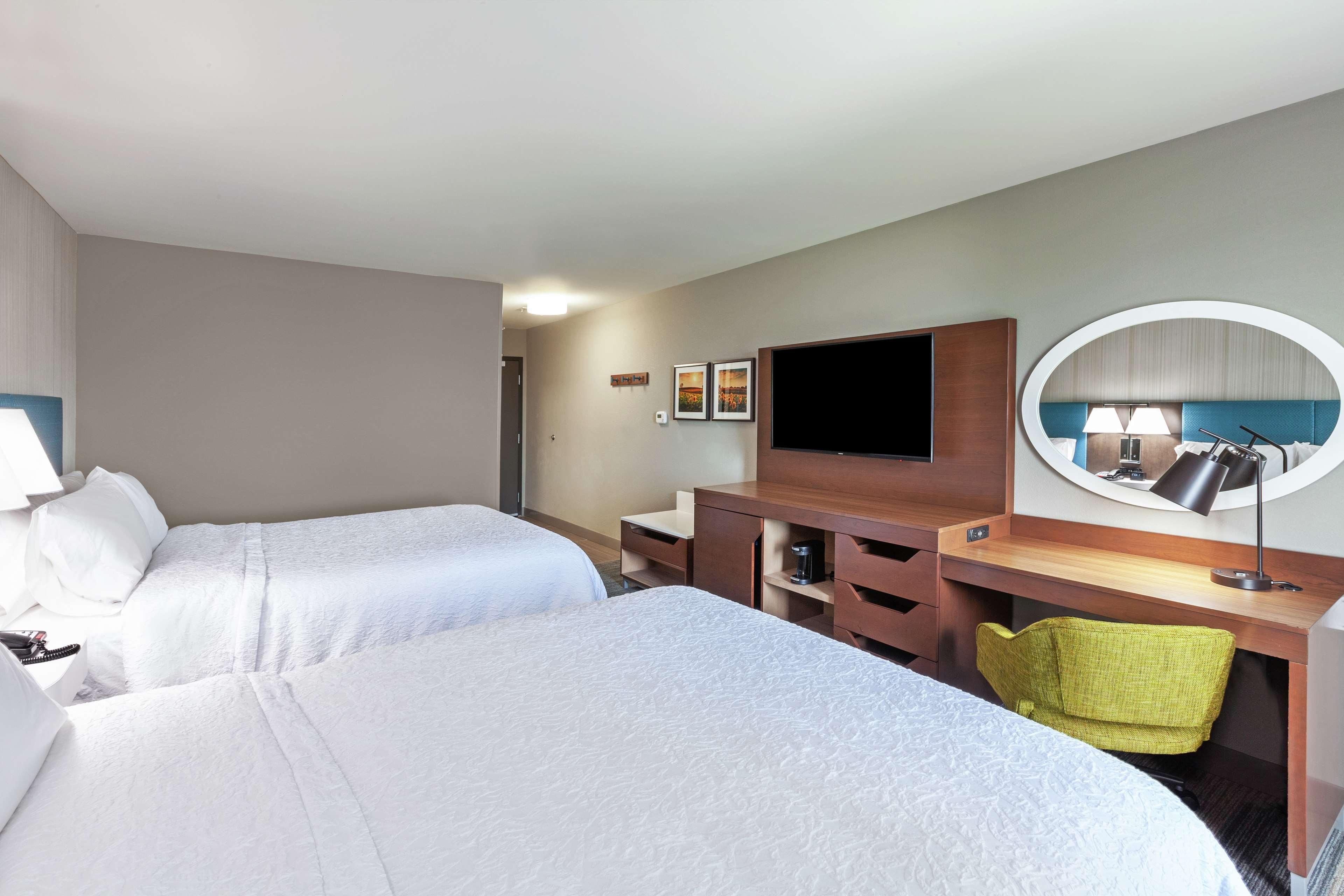 Hampton Inn Gardner Ngoại thất bức ảnh