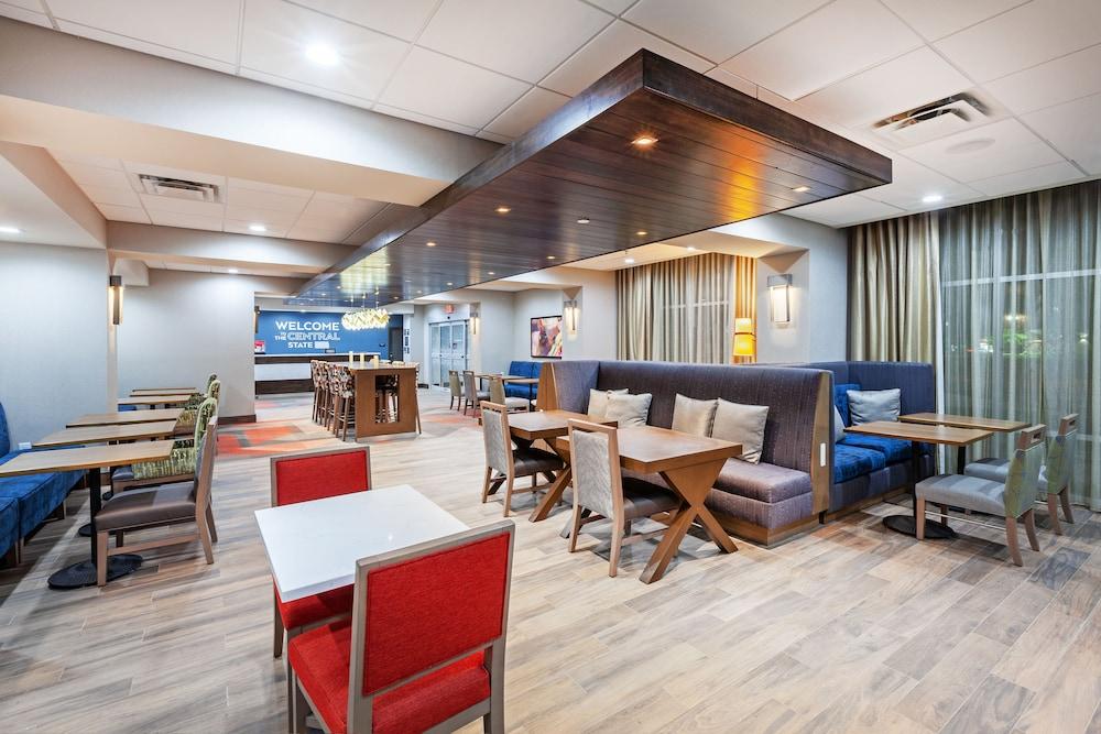 Hampton Inn Gardner Ngoại thất bức ảnh