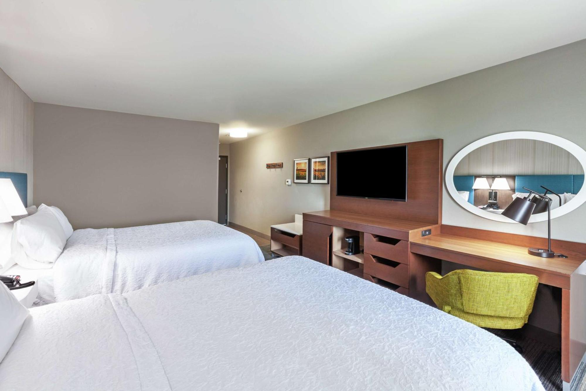 Hampton Inn Gardner Ngoại thất bức ảnh