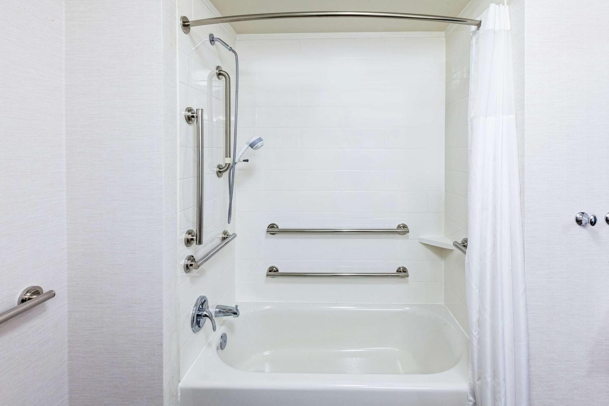 Hampton Inn Gardner Ngoại thất bức ảnh