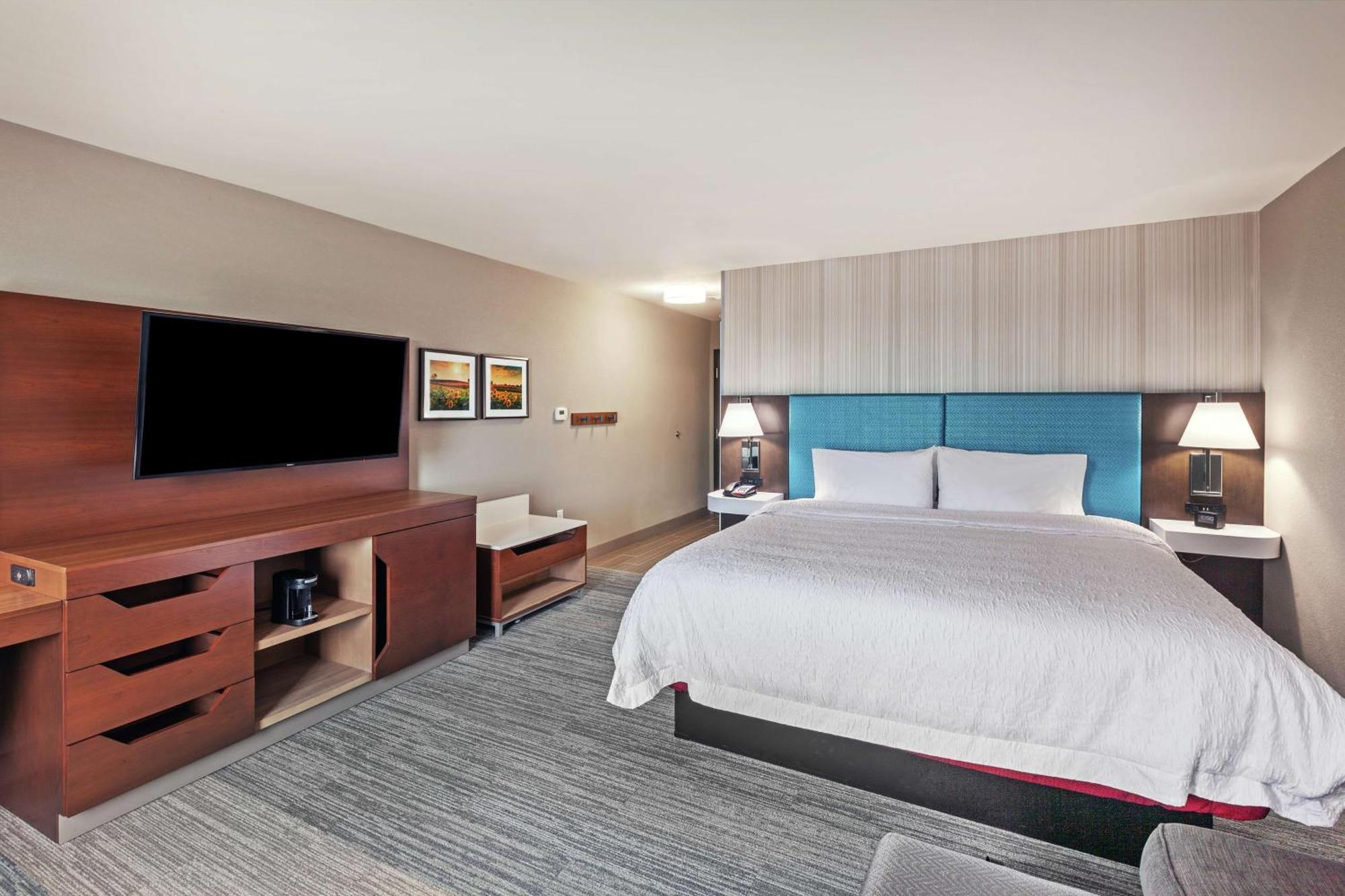 Hampton Inn Gardner Ngoại thất bức ảnh