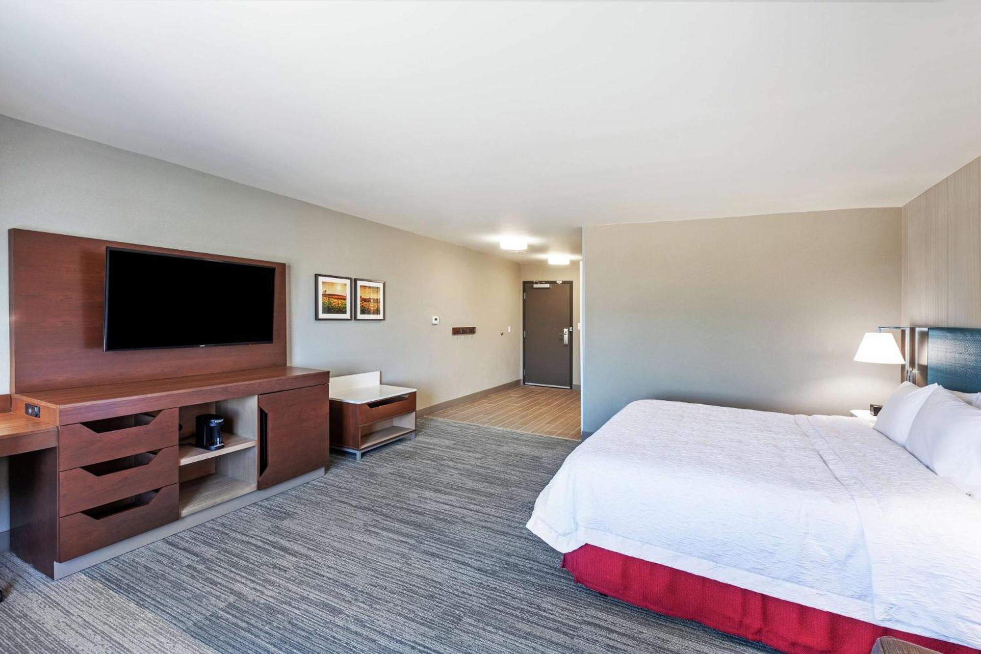 Hampton Inn Gardner Ngoại thất bức ảnh