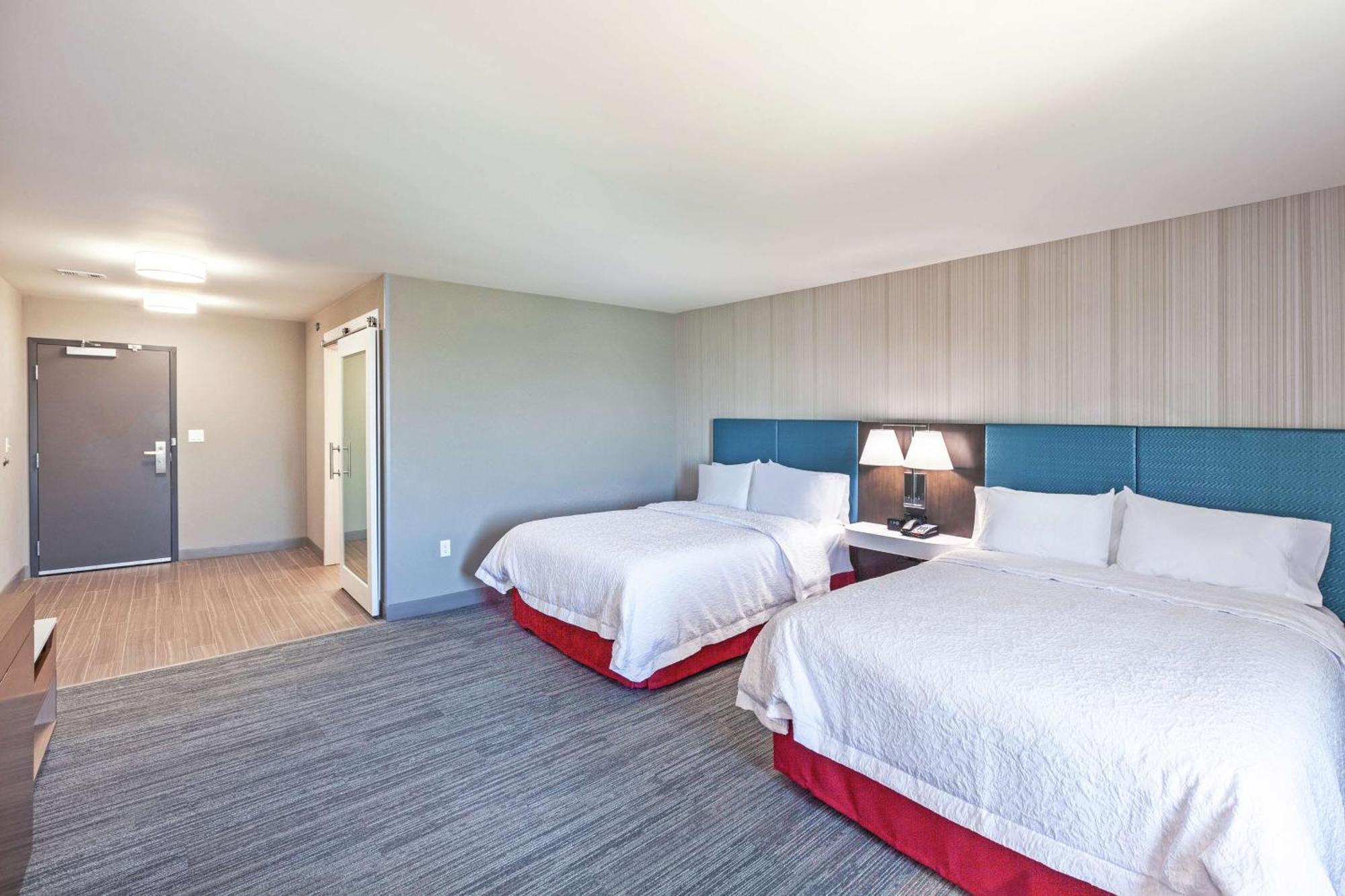 Hampton Inn Gardner Ngoại thất bức ảnh